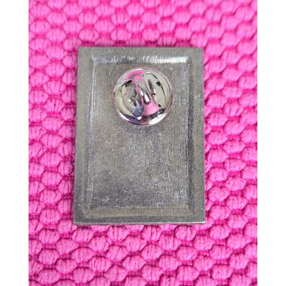 Longaberger Basket 5 Pin Bundle - Picture 11 of 11